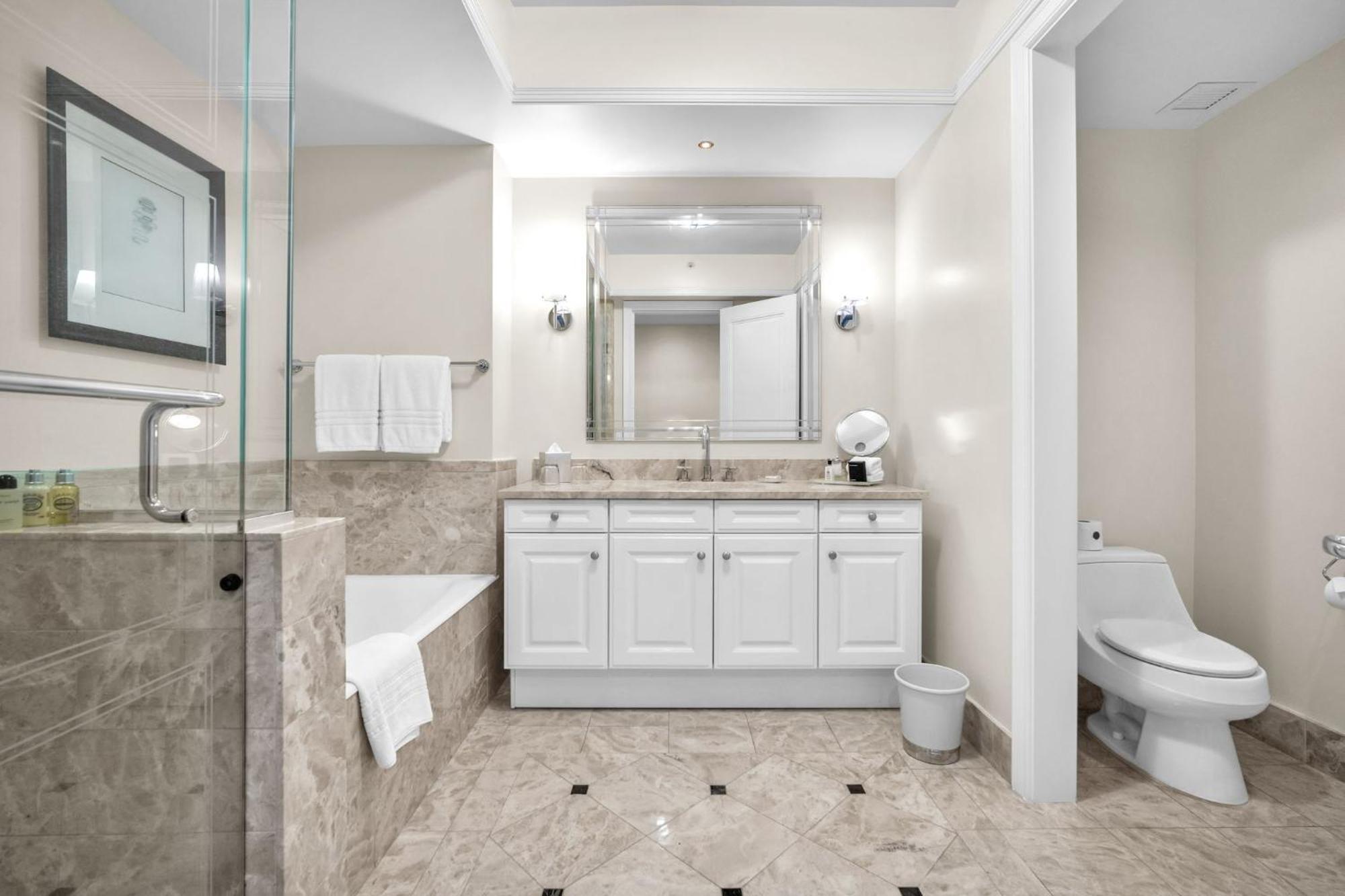 2 Bedroom Or King Studio Suites Four Seasons Hotel Miami Free Wi-Fi & Free Parking Bagian luar foto