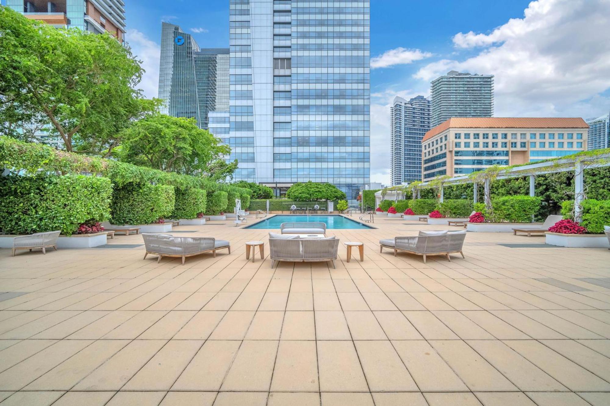 2 Bedroom Or King Studio Suites Four Seasons Hotel Miami Free Wi-Fi & Free Parking Ruang foto
