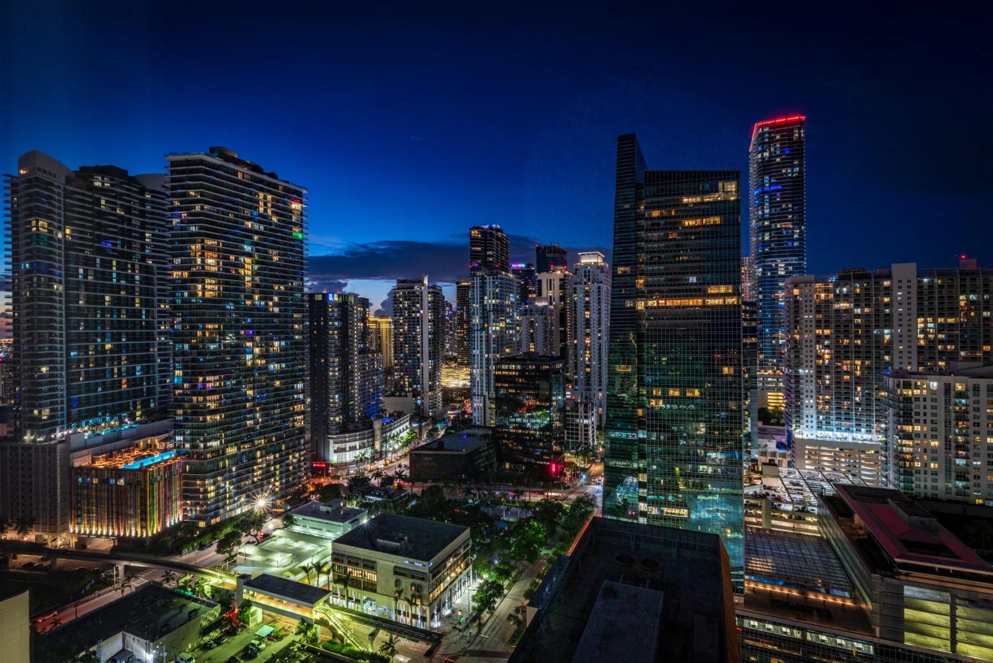 2 Bedroom Or King Studio Suites Four Seasons Hotel Miami Free Wi-Fi & Free Parking Bagian luar foto