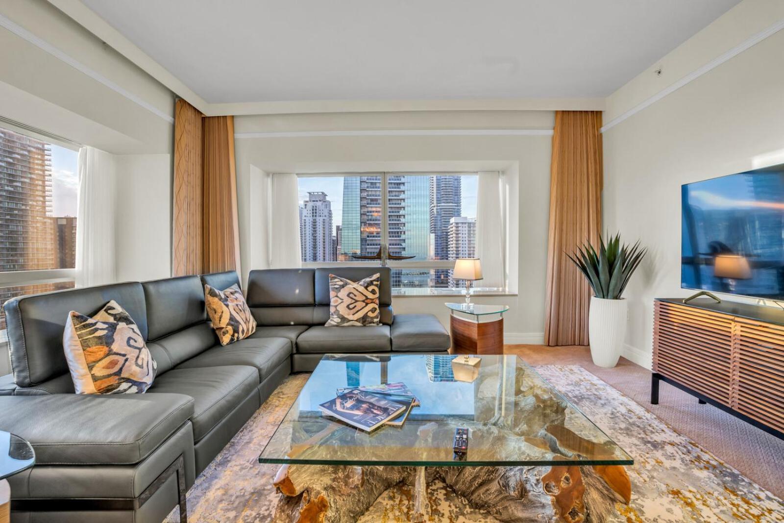2 Bedroom Or King Studio Suites Four Seasons Hotel Miami Free Wi-Fi & Free Parking Ruang foto
